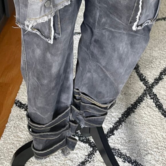 MY BOO HIGH WAISTBAND CARGO JEANS SIZE MEDIUM - Picture 5 of 5